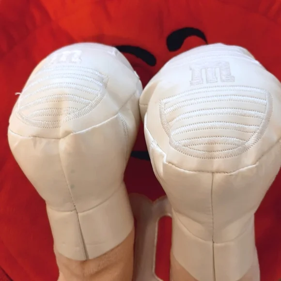 M&M Backpack - Picture 5 of 9